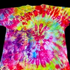 Handmade ice dye T-shirt size 2xl.